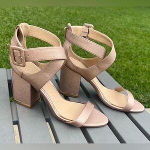 Women’s Blush Block Heel Sandals with Ankle Strap! Size 11.